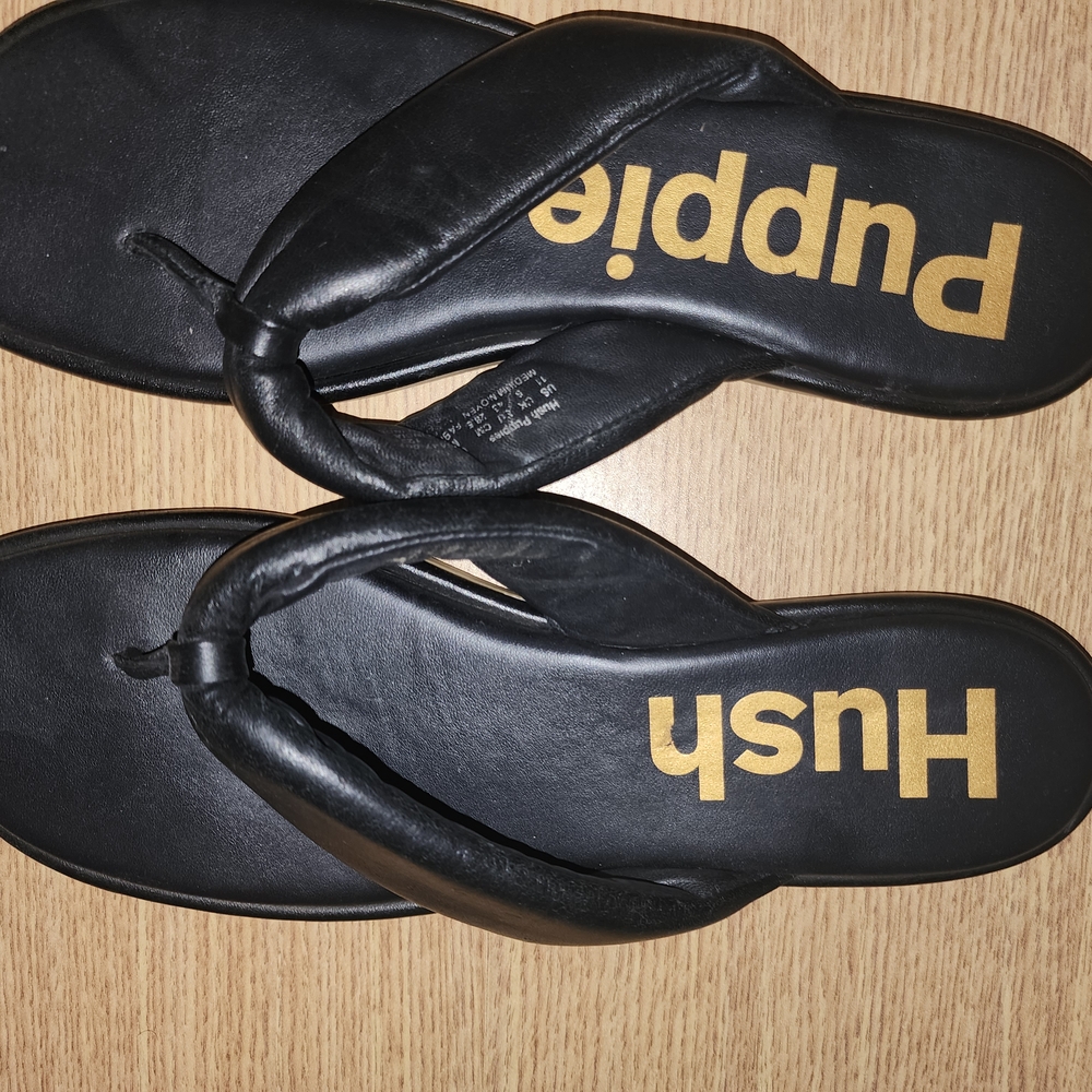 Hush Puppies Black Flip Flops